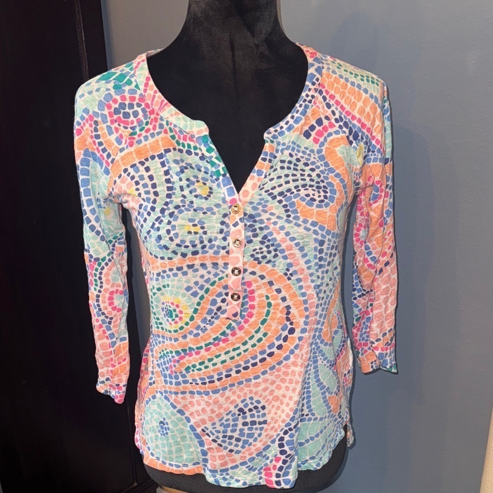 â˘Lilly Pulitzer 3/4 sleeve 100% linenâs topâ˘